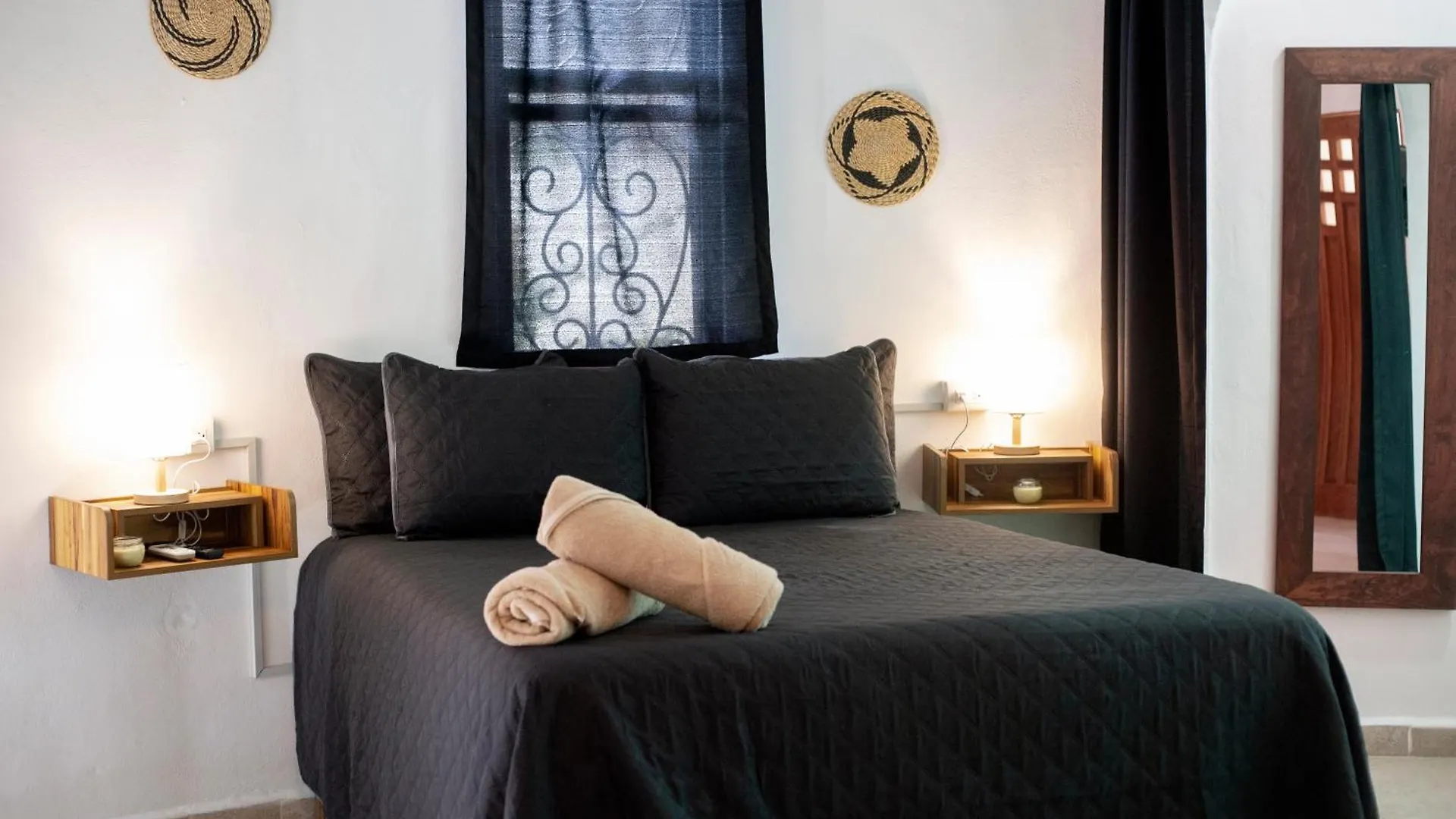아파트 Sonido Del Mar Hotel Boutique & Yoga Loft 툴룸