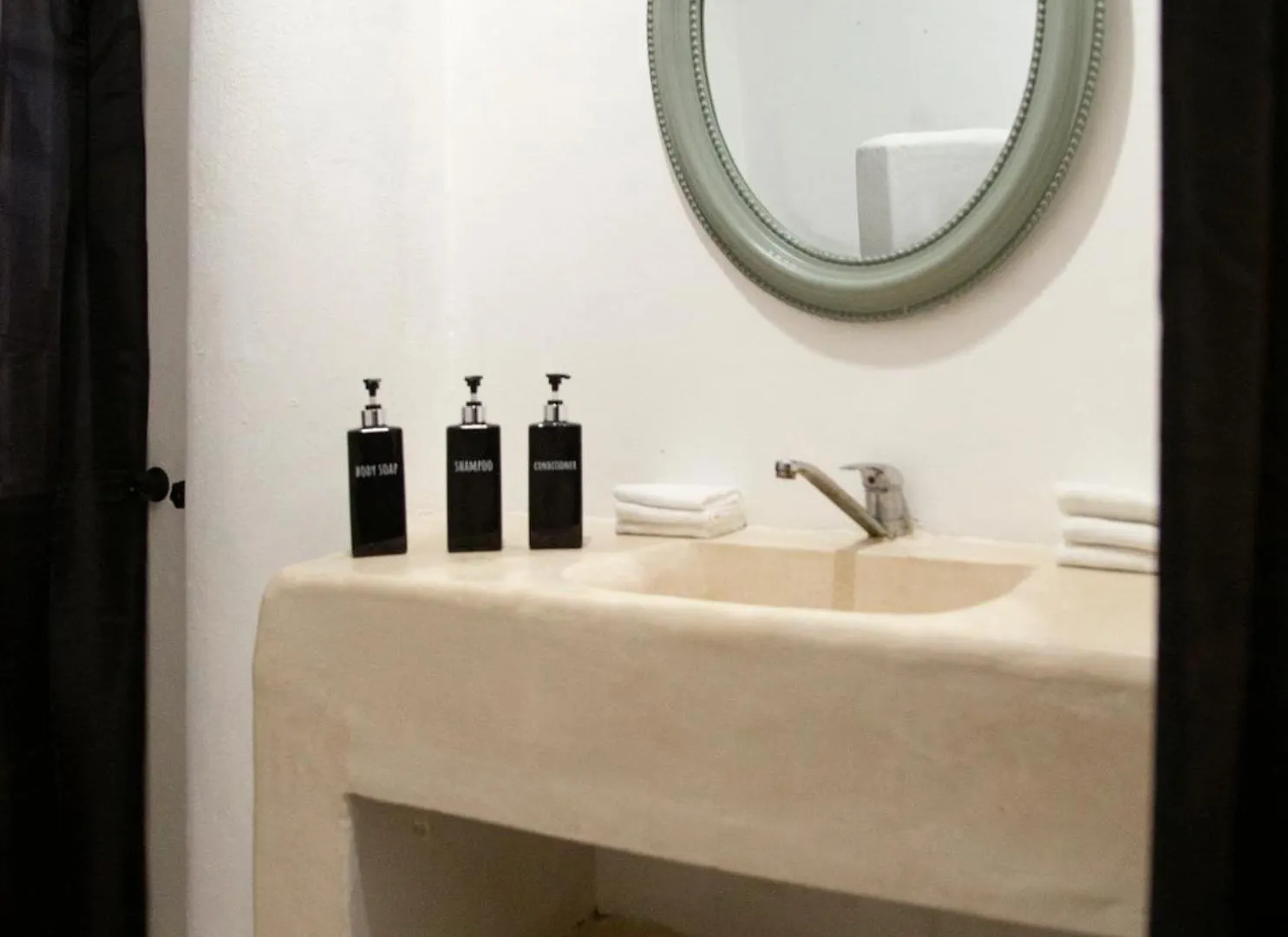 아파트 Sonido Del Mar Hotel Boutique & Yoga Loft 툴룸